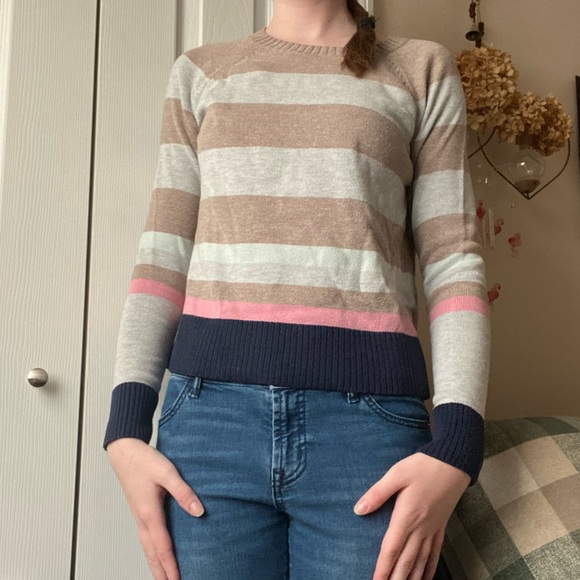 Gap Striped Sweater - Picture 7 of 8